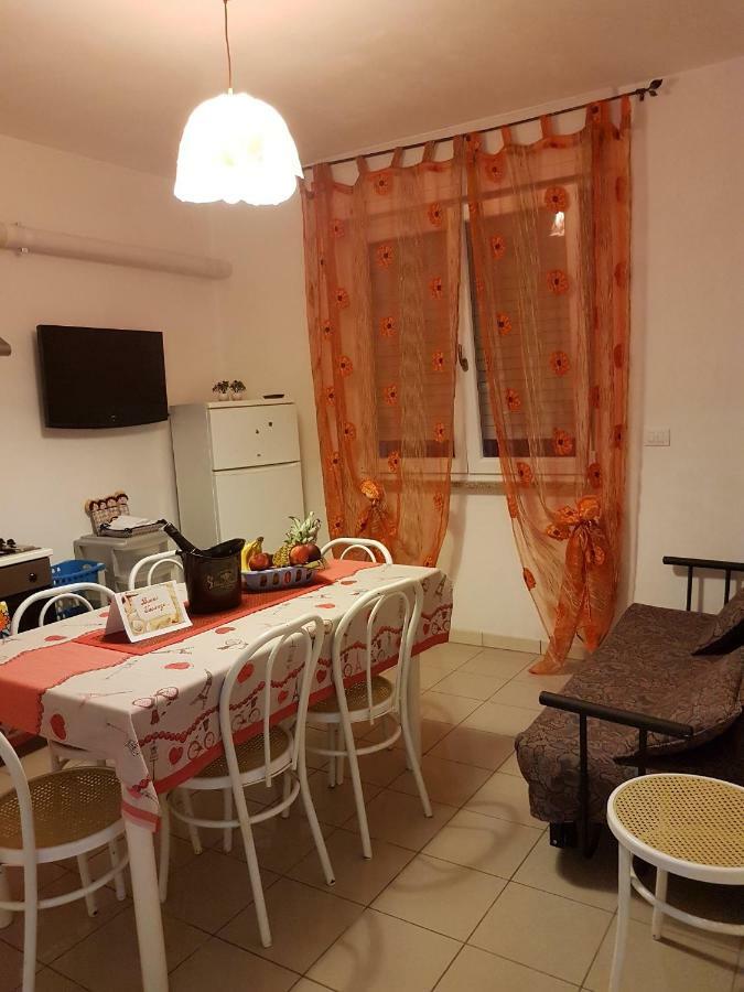 Casa Vacanze Manila 玛丽娜迪曼卡维萨 外观 照片